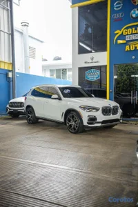 BMW X5 Sdrive40i 2020 Clean Carfax