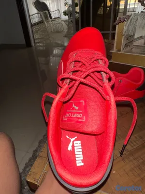 zapatos para hombre - Tenis Ferrari Puma Rojos Original
Style | Talla Disponible | RD$2,500 6