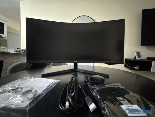 computadoras y laptops - Samsung Odyssey G5 34” UltraWide QHD 165Hz Curvo Gaming 2