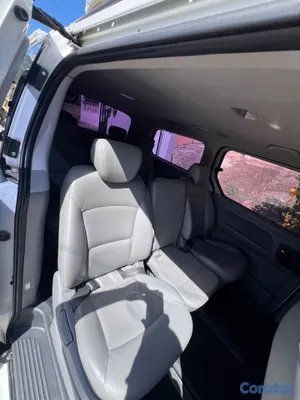 jeepetas y camionetas - Hyundai grand starex. 4