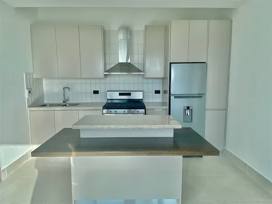 apartamentos - Apartamento de venta en piso alto en La Esmeralda 8