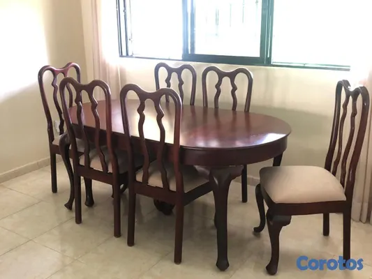 muebles y colchones - Vendo Comedor en Caoba de 6 sillas 2