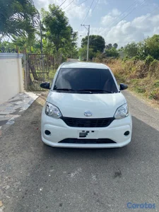 dahiatsu boon Toyota passo