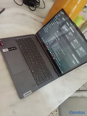 computadoras y laptops - Laptop Lenovo Ryzen 5 8645HS / 16GB RAM / Radeon 760M / 512GB SSD a buen precio  11