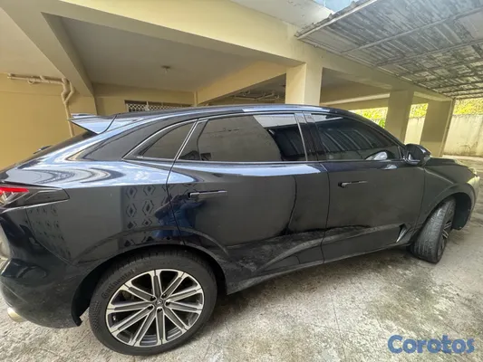 jeepetas y camionetas - vendo de oportunidad changan Uni-k 2024 precio negociable  5