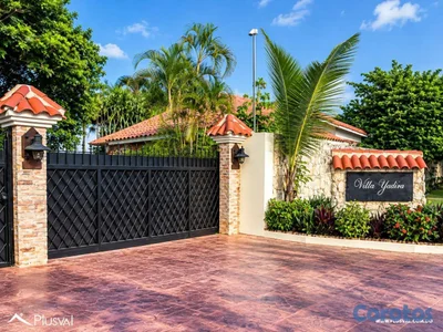 Villa en Venta Totalmente Amueblada en la Av. Barceló, Punta Cana