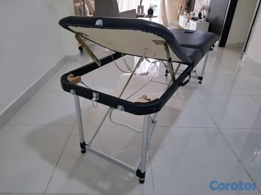 Salud y Equipamiento Médico - camilla portátil para masajes  6