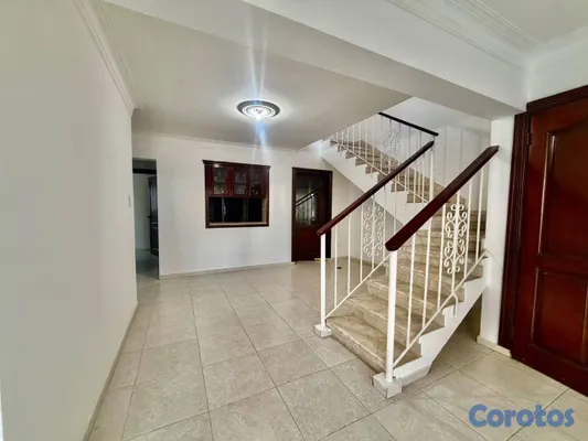 apartamentos - Penthouse de 3 habitaciones 3 baños en venta en Ur 5