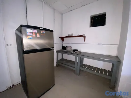 oficinas y locales comerciales - LOCAL COMERCIAL EN ALQUILER – PUEBLO BÁVARO 8