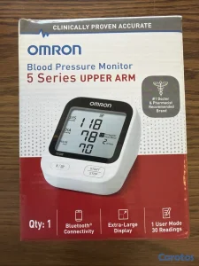 SE VENDE MEDIDOR DE PRESION OMRON SERIE 5  COMO NU