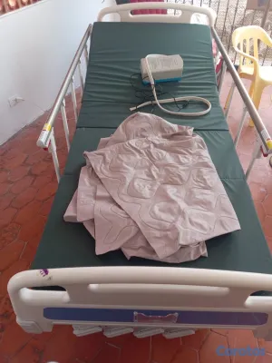 Salud y Equipamiento Médico - Cama de posiciones - Para enfermos o convalecientes 7
