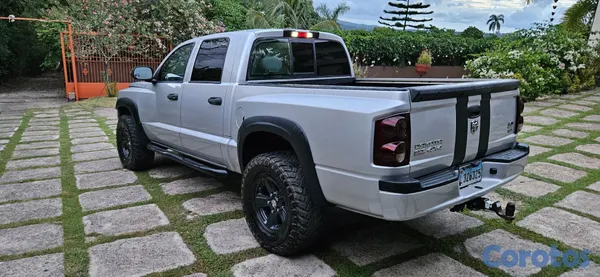 jeepetas y camionetas - Camioneta Dodge Dakota en muy buenas condiciones g 2