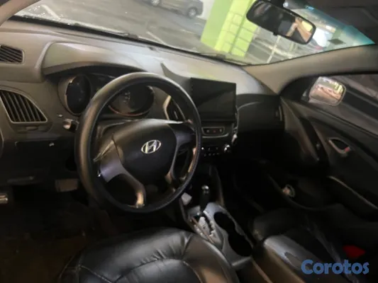 jeepetas y camionetas - Se vende Hyundai Tucson 2011 5