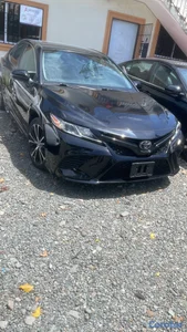 Toyota Camry se 2020