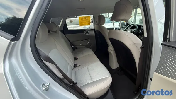 otros vehiculos - KIA SOUL LX 2020 8