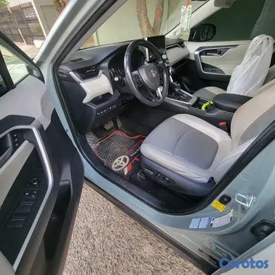 jeepetas y camionetas - Toyota rav4 2020 xle  9