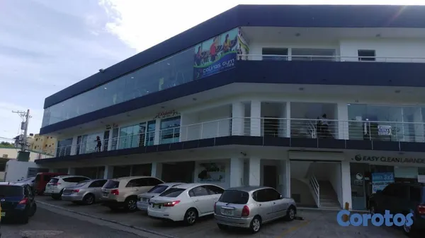 oficinas y locales comerciales - Locales en plaza comercial de Colinas de los Rios  2