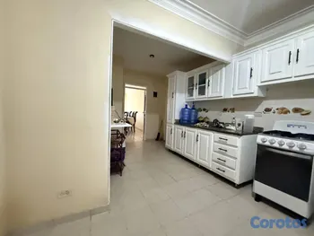 casas - Casa de 4 habitaciones en venta en La Avenida Repu