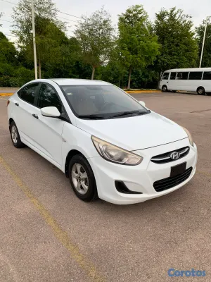carros - ¡EN VENTA! Hyundai Accent 2015 | Único dueño 2