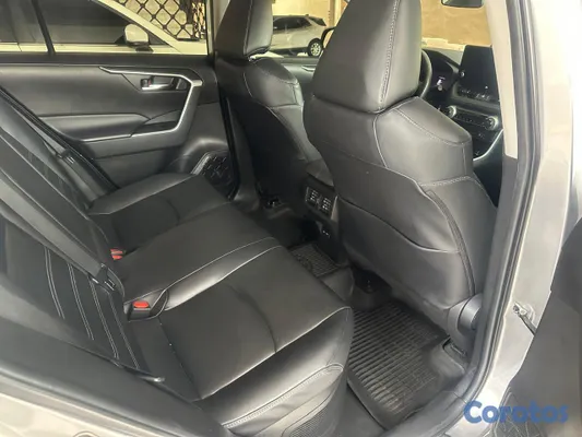 jeepetas y camionetas - Toyota Rav4 2024 Híbrido XLE full 4x4 6