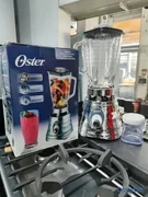 electrodomesticos - *Licuadora Oster*
600 Watts 
3 Meses de garantía 
Modelo 4655

