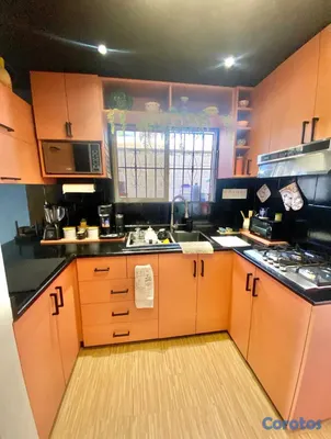 casas - CASA REMODELADA, AMUEBLADA Y EQUIPADA EN VENTA | C 16