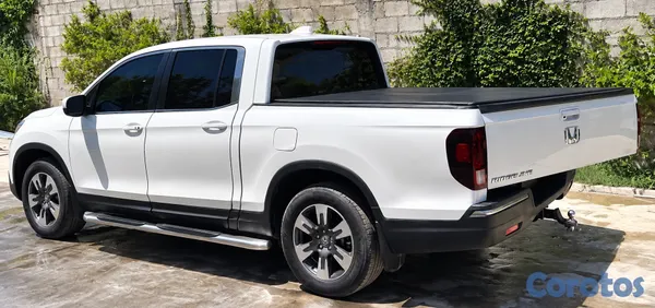 jeepetas y camionetas - Título: Honda Ridgeline 2017 – 4x4 – RD$1,300,000  4