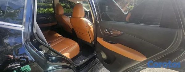 jeepetas y camionetas - Nissan rouge 2014 9