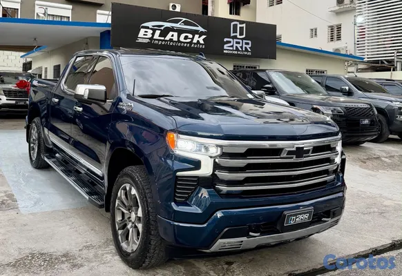 jeepetas y camionetas - Chevrole Silverado highcountry 2023 4x4 3