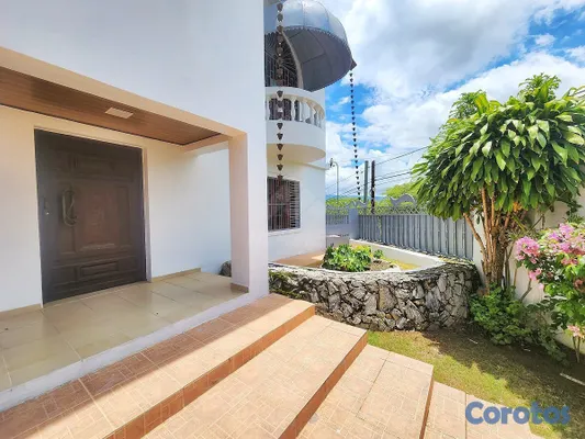 casas - CASA RENTA CERRO HERMOSO CON ESPACIOSO PATIO SANTI 8