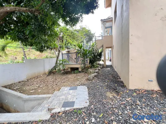 casas - Casa de 5 habitaciones en alquiler en Arroyo Hondo 3