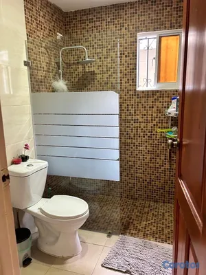casas - vendo casa residencial Santo Domingo próximo a Isabela Aguilar tres habitaciones 9