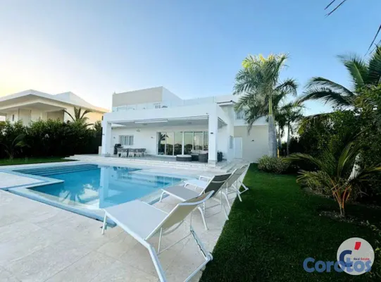 casas - Villa 4 Hab. Amueblada en Alquiler en Las Iguanita 2