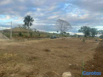 Se vende solar