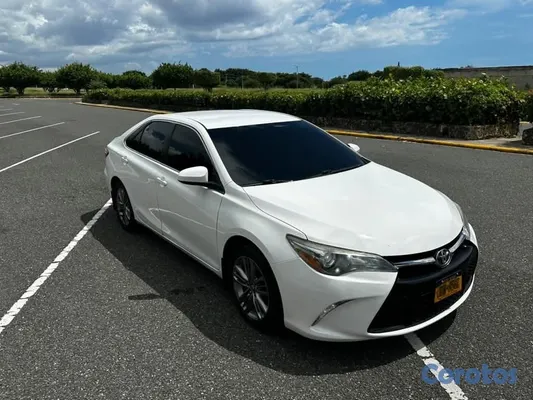 carros - Toyota Camry SE 2017 9