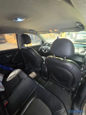 jeepetas y camionetas - Hyundai Tucson 2012 en excelente condición — RD$675,000 negociable D.N. 11