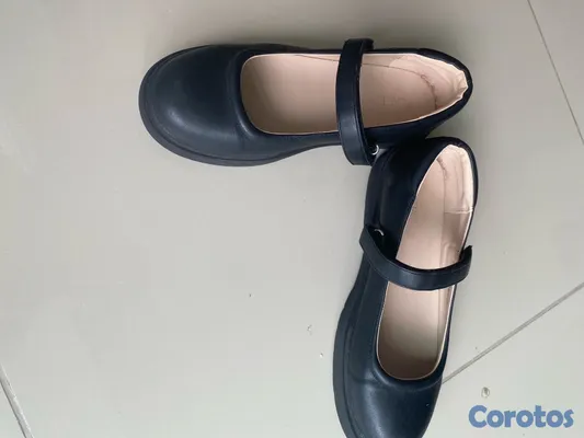 ropa y zapatos - Vendo Zapatos Escolares Nuevos marca Place size 6 de niñas. 2