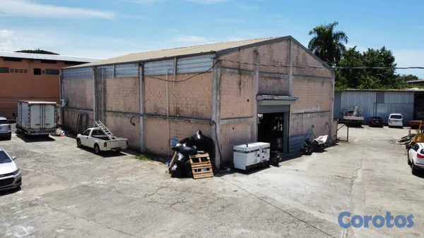 oficinas y locales comerciales - Alquilo Nave 331 Mts en La Venta, Manoguayabo 6