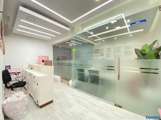 oficinas y locales comerciales - plaza Roaldy en el Millon local 96 metros con aires  6