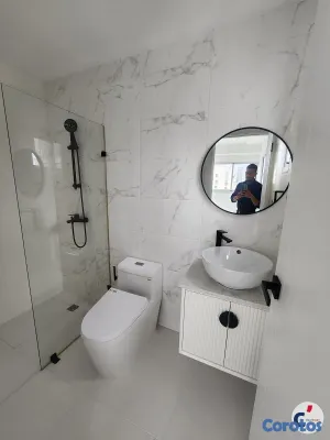 apartamentos - Apartamento de 2 habitaciones en Piantini a pasos  13