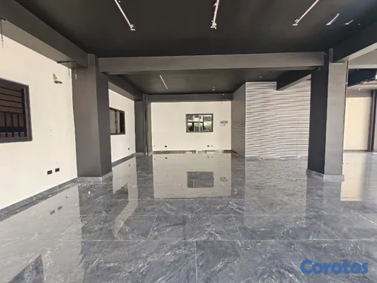 oficinas y locales comerciales - Local comercial en alquiler en Renacimiento cerca de cacicazgos 8