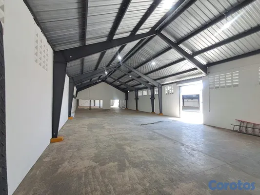 otros inmuebles - Alquilo Nave 2,000 mts en Herrera  6