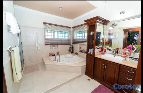 casas - CASA MANSIÓN EN VENTA – PRADO ORIENTAL Santo Domin 10