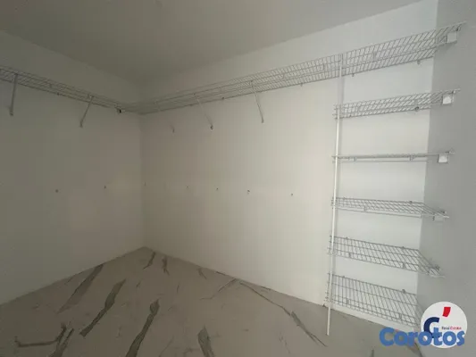 apartamentos - Amplio apartamento con estudio en el sector Pianti 15