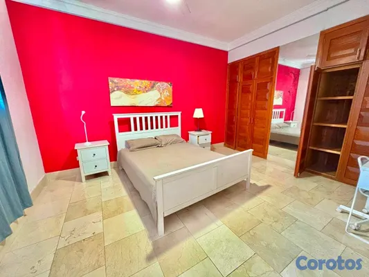 apartamentos - vendo PH Evaristo Morales amueblado 4 habitaciones con baño 3 parqueos terraza  12