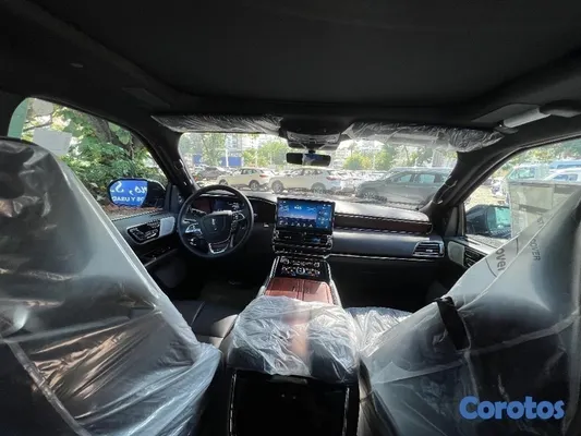 jeepetas y camionetas - Lincoln Navigator Reserve, va con tu personalidad! 4