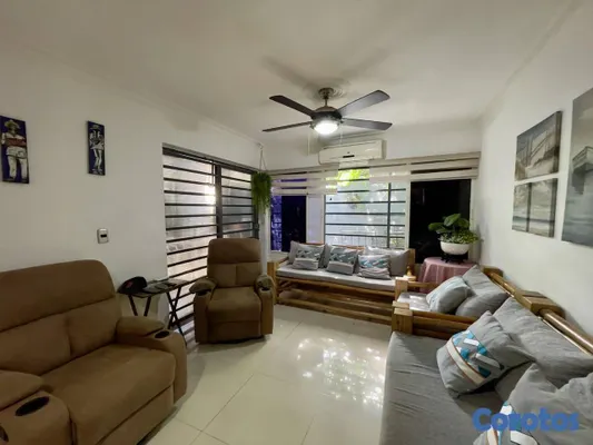casas - Casa de 3 habitaciones en Venta en el Corazón de E 13