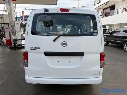 carros - Nissan nv200 2021  7