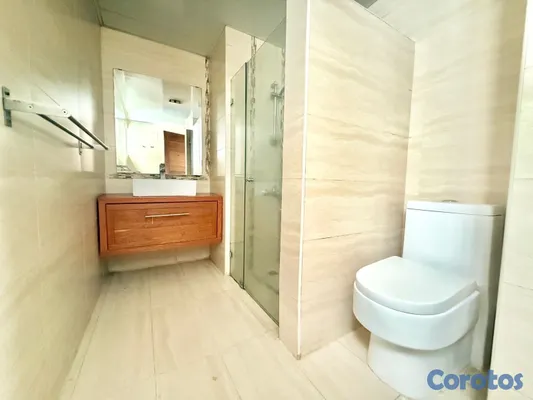 apartamentos - vendo en el millón del lado de la privada piso 4 tres habitaciones 2.5 baños do 9
