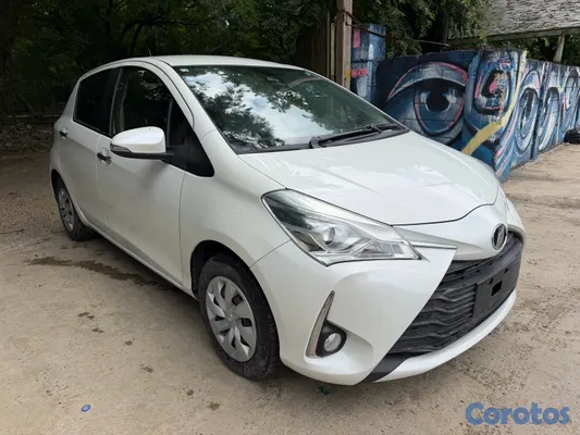 carros - Toyota Vitz 2020  3